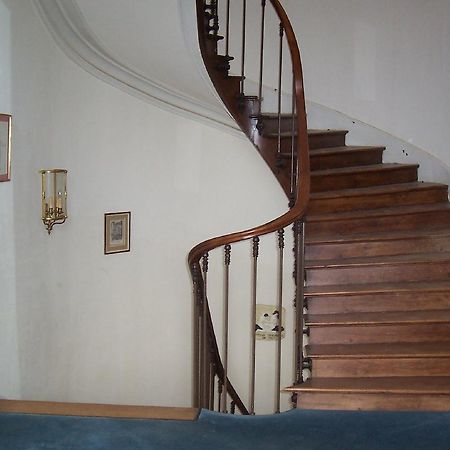 Chateau Champigny Bed & Breakfast Maillet  Exterior photo