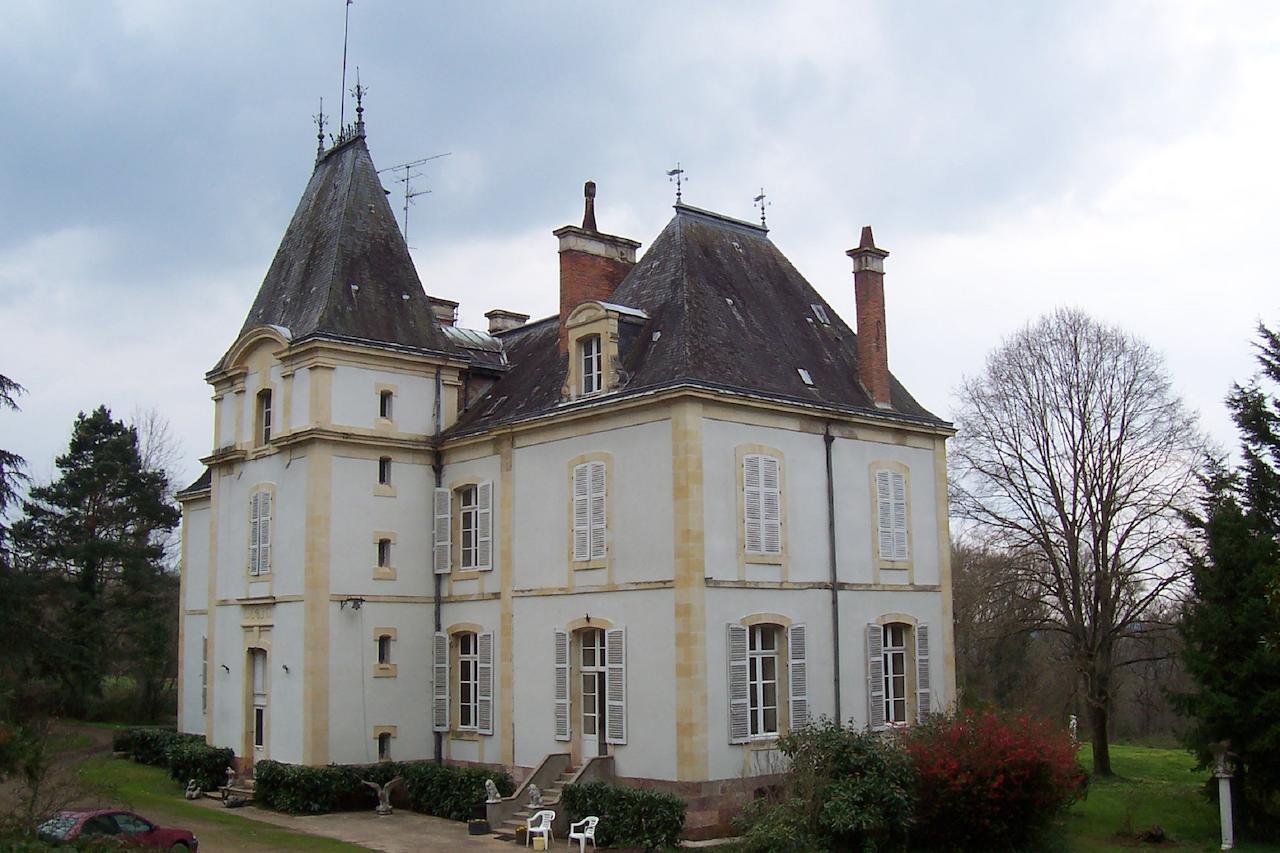 Chateau Champigny Bed & Breakfast Maillet  Exterior photo