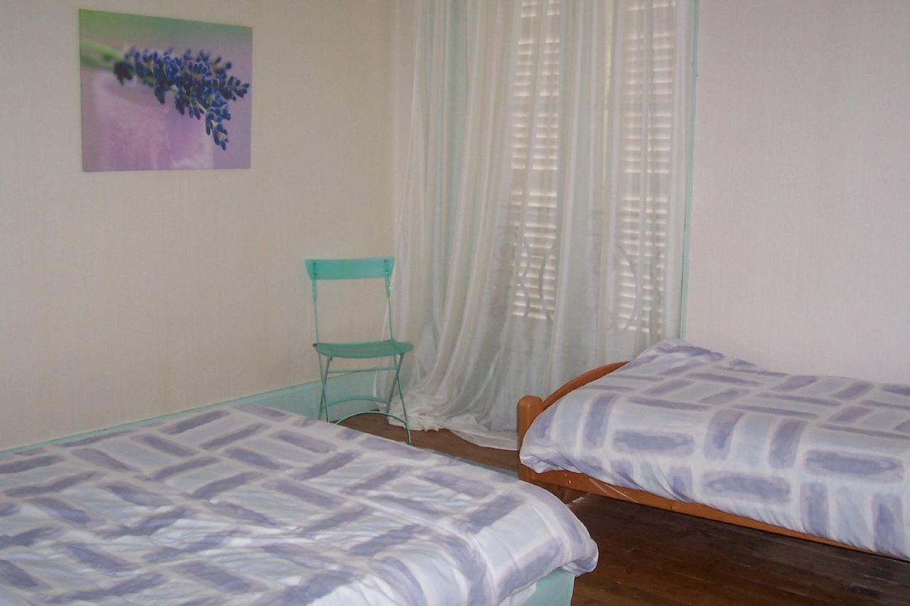 Chateau Champigny Bed & Breakfast Maillet  Room photo